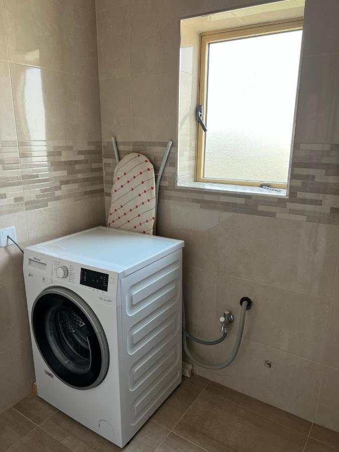 Room With Private Bathroom Σλιέμα Εξωτερικό φωτογραφία
