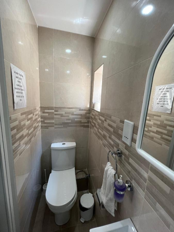Room With Private Bathroom Σλιέμα Εξωτερικό φωτογραφία