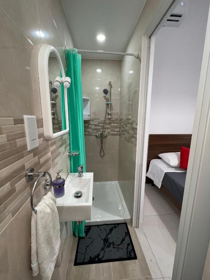 Room With Private Bathroom Σλιέμα Εξωτερικό φωτογραφία